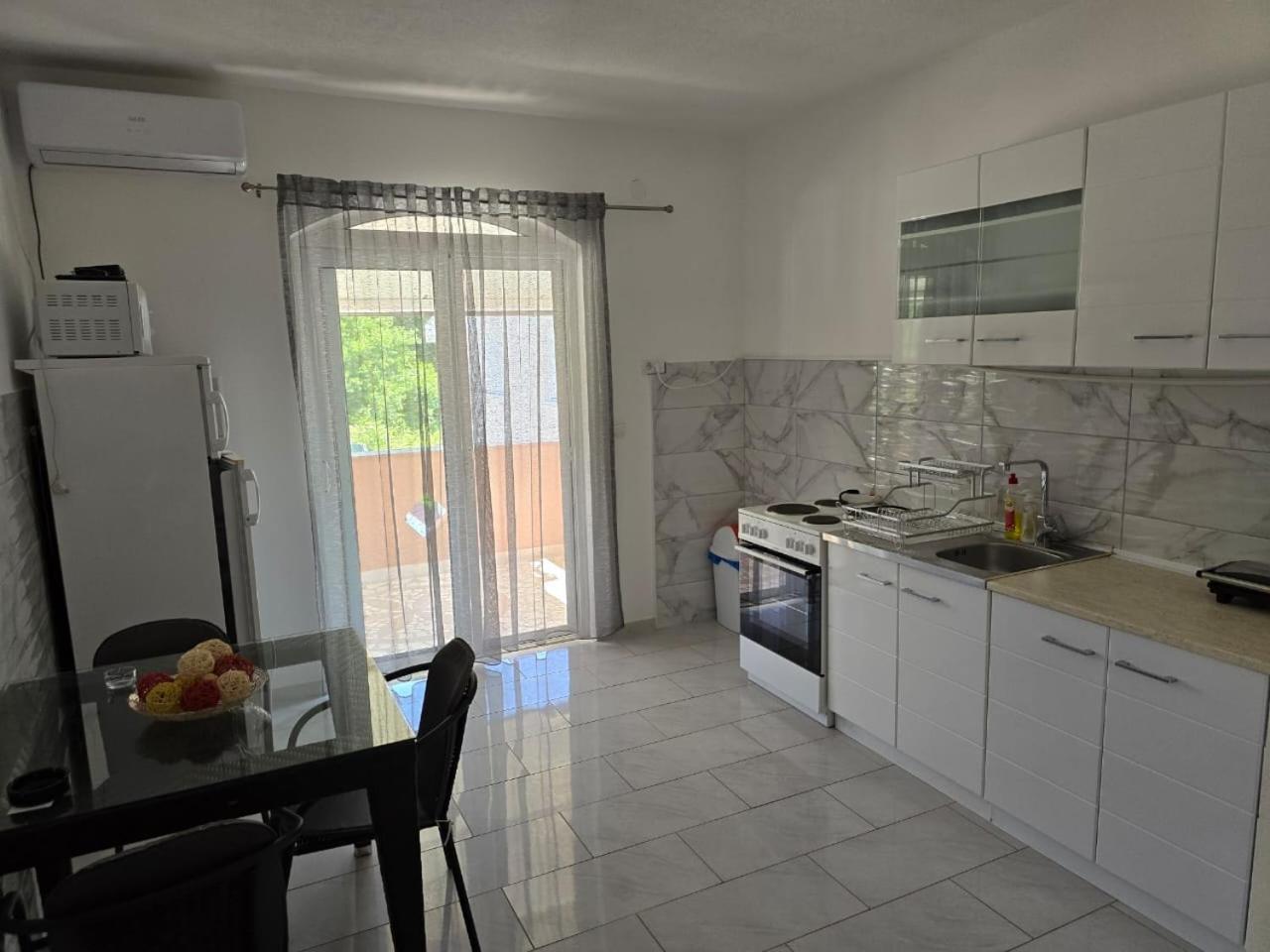 Vila Cattleya โดนิจ์ สโตจ์ ภายนอก รูปภาพ